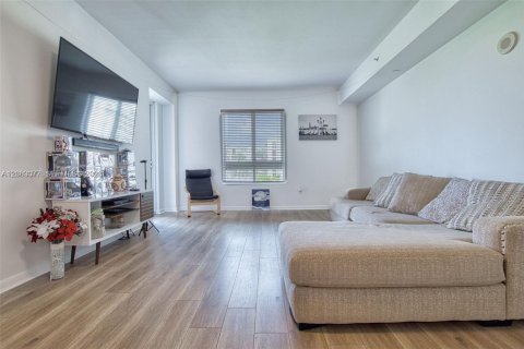 Copropriété à louer à Miami, Floride: 2 chambres, 109.9 m2 № 2288138 - photo 8