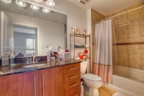 Copropriété à louer à Miami, Floride: 2 chambres, 109.9 m2 № 2288138 - photo 20