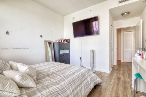 Copropriété à louer à Miami, Floride: 2 chambres, 109.9 m2 № 2288138 - photo 19