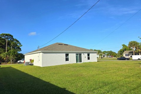 Villa ou maison à vendre à Port St. Lucie, Floride: 3 chambres, 143.26 m2 № 2086269 - photo 6