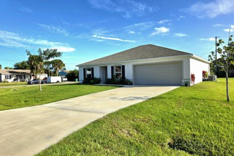 Villa ou maison à Port St. Lucie, Floride 3 chambres, 143.26 m2 № 2086269