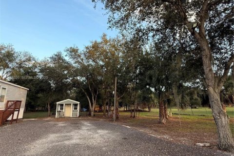 Снять в аренду квартиру в Клуистон, Флорида 2 спальни, 89.19м2, № 1988225 - фото 4