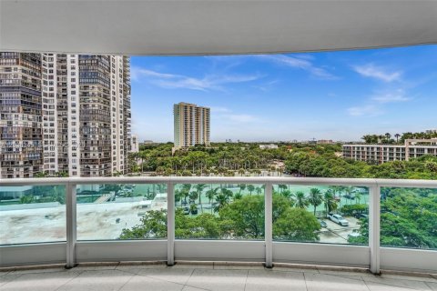 Condo in Miami, Florida, 2 bedrooms № 2153827 - photo 23