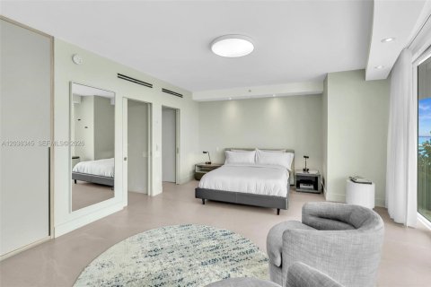 Condo in Miami, Florida, 2 bedrooms № 2153827 - photo 21