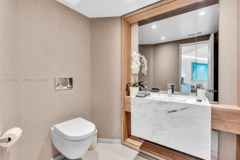 Condo in Miami, Florida, 2 bedrooms № 2153827 - photo 5
