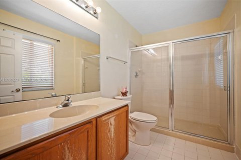 Townhouse in West Palm Beach, Florida 2 bedrooms, 122.82 sq.m. № 2244023 - photo 17