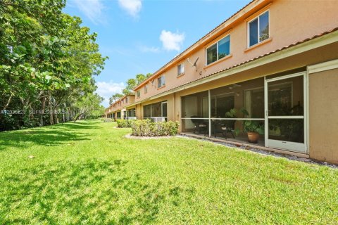 Townhouse in West Palm Beach, Florida 2 bedrooms, 122.82 sq.m. № 2244023 - photo 24