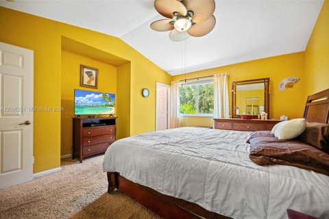 Townhouse in West Palm Beach, Florida 2 bedrooms, 122.82 sq.m. № 2244023 - photo 16