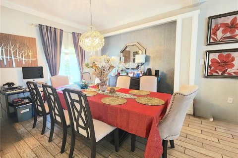 Casa en venta en Kissimmee, Florida, 4 dormitorios, 197.23 m2 № 1838236 - foto 15
