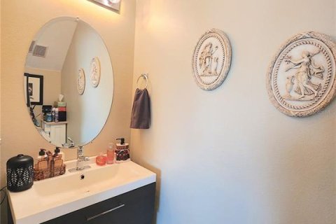 Casa en venta en Kissimmee, Florida, 4 dormitorios, 197.23 m2 № 1838236 - foto 22