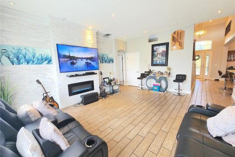 House in Kissimmee, Florida 4 bedrooms, 197.23 sq.m. № 1838236 - photo 19