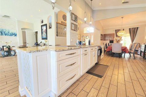 Casa en venta en Kissimmee, Florida, 4 dormitorios, 197.23 m2 № 1838236 - foto 14