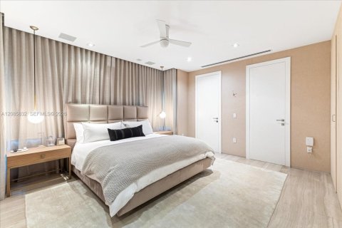 Villa ou maison à vendre à Miami Beach, Floride: 7 chambres, 539.2 m2 № 2357177 - photo 23