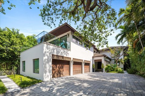Villa ou maison à vendre à Miami Beach, Floride: 7 chambres, 539.2 m2 № 2357177 - photo 2