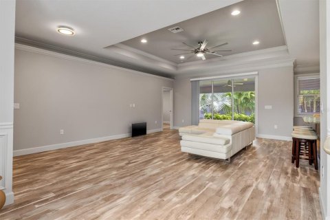 House in North Port, Florida 3 bedrooms, 170.38 sq.m. № 2394125 - photo 12