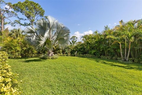 House in North Port, Florida 3 bedrooms, 170.38 sq.m. № 2394125 - photo 2
