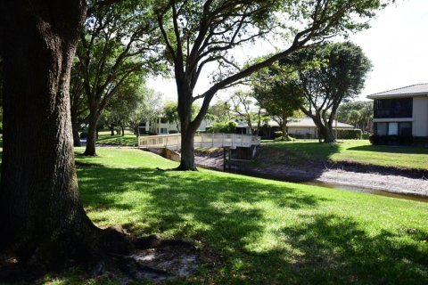 Townhouse in Boynton Beach, Florida 2 bedrooms, 157.19 sq.m. № 1134928 - photo 1