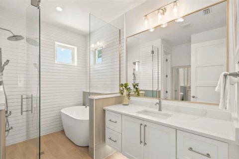 Casa en venta en Anna Maria, Florida, 5 dormitorios, 293.48 m2 № 1214787 - foto 19