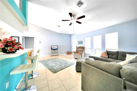 Villa ou maison à vendre à North Port, Floride: 3 chambres, 127 m2 № 1720800 - photo 9
