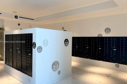 Copropriété à vendre à Miami, Floride: 1 chambre, 87.05 m2 № 2013272 - photo 24