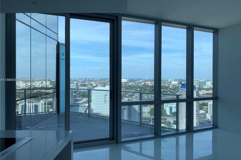 Copropriété à vendre à Miami, Floride: 1 chambre, 87.05 m2 № 2013272 - photo 5