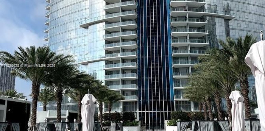 Condo à Miami, Floride, 1 chambre  № 2013272