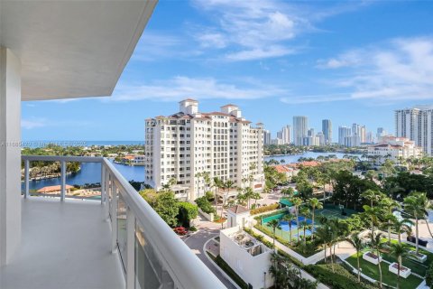 Condo in Aventura, Florida, 3 bedrooms in LANDMARK  № 1423903 - photo 23