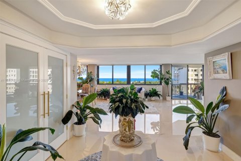 Condo in Aventura, Florida, 3 bedrooms in LANDMARK  № 1423903 - photo 16