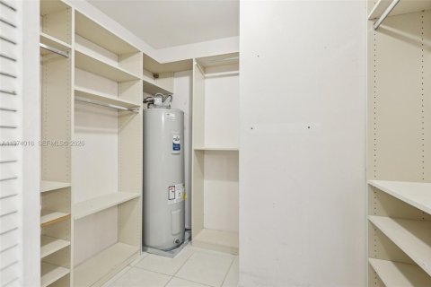 House in Margate, Florida 2 bedrooms, 101.45 sq.m. № 2033630 - photo 22