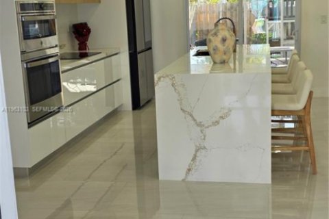 Купить виллу или дом в Майами, Флорида 4 спальни, 122.17м2, № 2023895 - фото 8