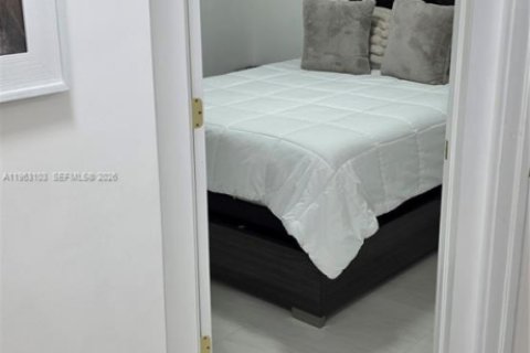 Купить виллу или дом в Майами, Флорида 4 спальни, 122.17м2, № 2023895 - фото 21