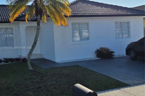 Купить виллу или дом в Майами, Флорида 4 спальни, 122.17м2, № 2023895 - фото 14