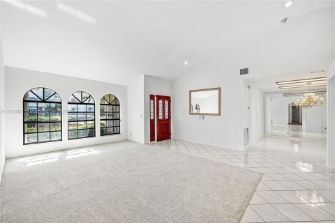 House in Boca Raton, Florida 4 bedrooms, 219.25 sq.m. № 1972727 - photo 20