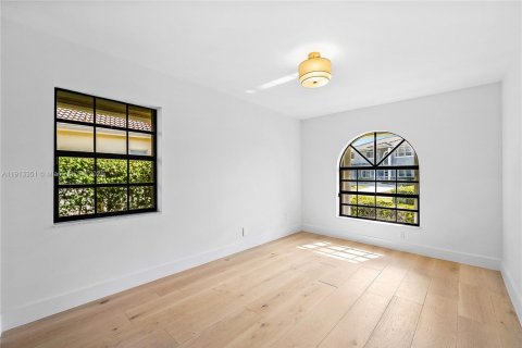 House in Boca Raton, Florida 4 bedrooms, 219.25 sq.m. № 1972727 - photo 15