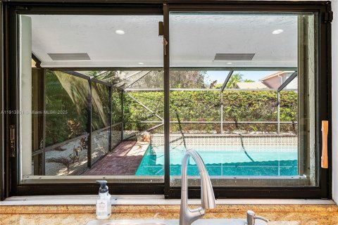 House in Boca Raton, Florida 4 bedrooms, 219.25 sq.m. № 1972727 - photo 28