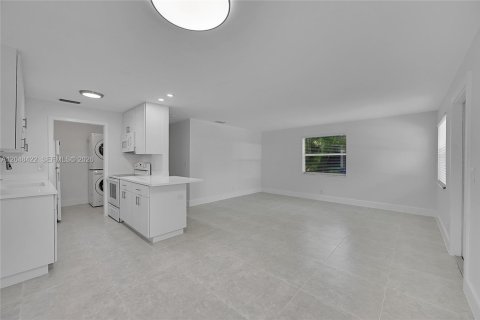 Villa ou maison à louer à Fort Lauderdale, Floride: 3 chambres, 115.66 m2 № 2171608 - photo 5