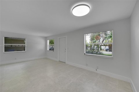 Villa ou maison à louer à Fort Lauderdale, Floride: 3 chambres, 115.66 m2 № 2171608 - photo 6