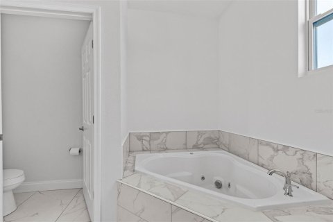 Casa en venta en Tampa, Florida, 3 dormitorios, 233.56 m2 № 1637933 - foto 19
