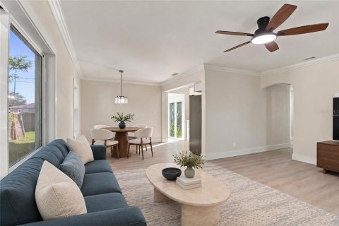 Villa ou maison à louer à Saint Petersburg, Floride: 3 chambres, 112.04 m2 № 2427129 - photo 5