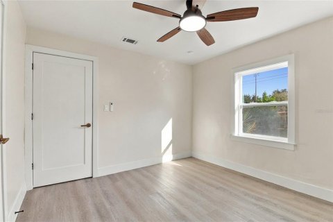 Villa ou maison à louer à Saint Petersburg, Floride: 3 chambres, 112.04 m2 № 2427129 - photo 21