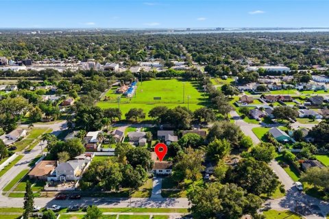Villa ou maison à louer à Saint Petersburg, Floride: 3 chambres, 112.04 m2 № 2427129 - photo 28