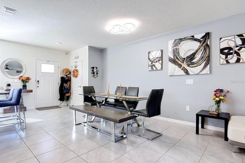 Touwnhouse à vendre à Kissimmee, Floride: 3 chambres, 150.87 m2 № 2433162 - photo 14