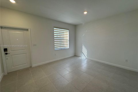 Adosado en venta en Homestead, Florida, 3 dormitorios, 137.77 m2 № 2014847 - foto 6