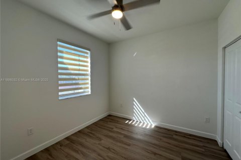 Adosado en venta en Homestead, Florida, 3 dormitorios, 137.77 m2 № 2014847 - foto 22