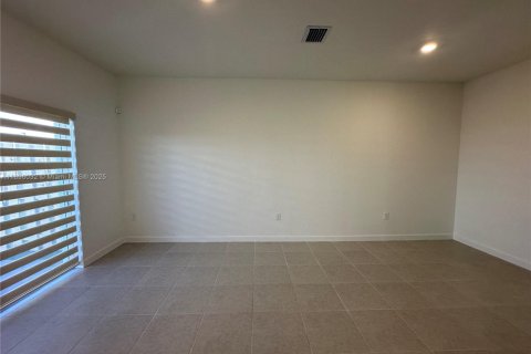 Adosado en venta en Homestead, Florida, 3 dormitorios, 137.77 m2 № 2014847 - foto 4