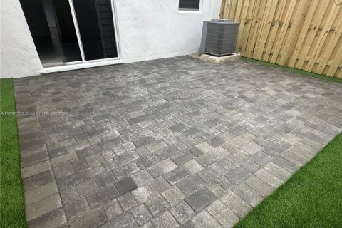 Adosado en venta en Homestead, Florida, 3 dormitorios, 137.77 m2 № 2014847 - foto 23