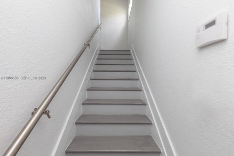 Copropriété à vendre à Miramar, Floride: 3 chambres, 131.64 m2 № 2153320 - photo 10