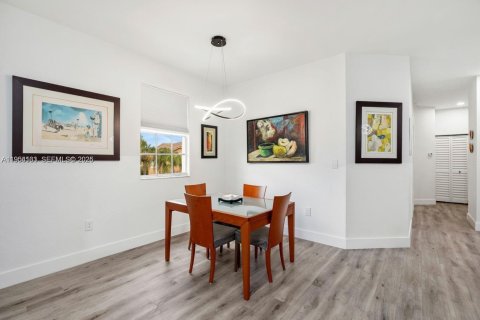 Copropriété à vendre à Miramar, Floride: 3 chambres, 131.64 m2 № 2153320 - photo 13