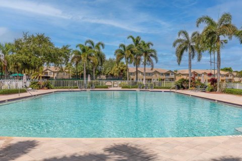 Copropriété à vendre à Miramar, Floride: 3 chambres, 131.64 m2 № 2153320 - photo 5