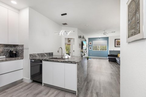 Copropriété à vendre à Miramar, Floride: 3 chambres, 131.64 m2 № 2153320 - photo 17